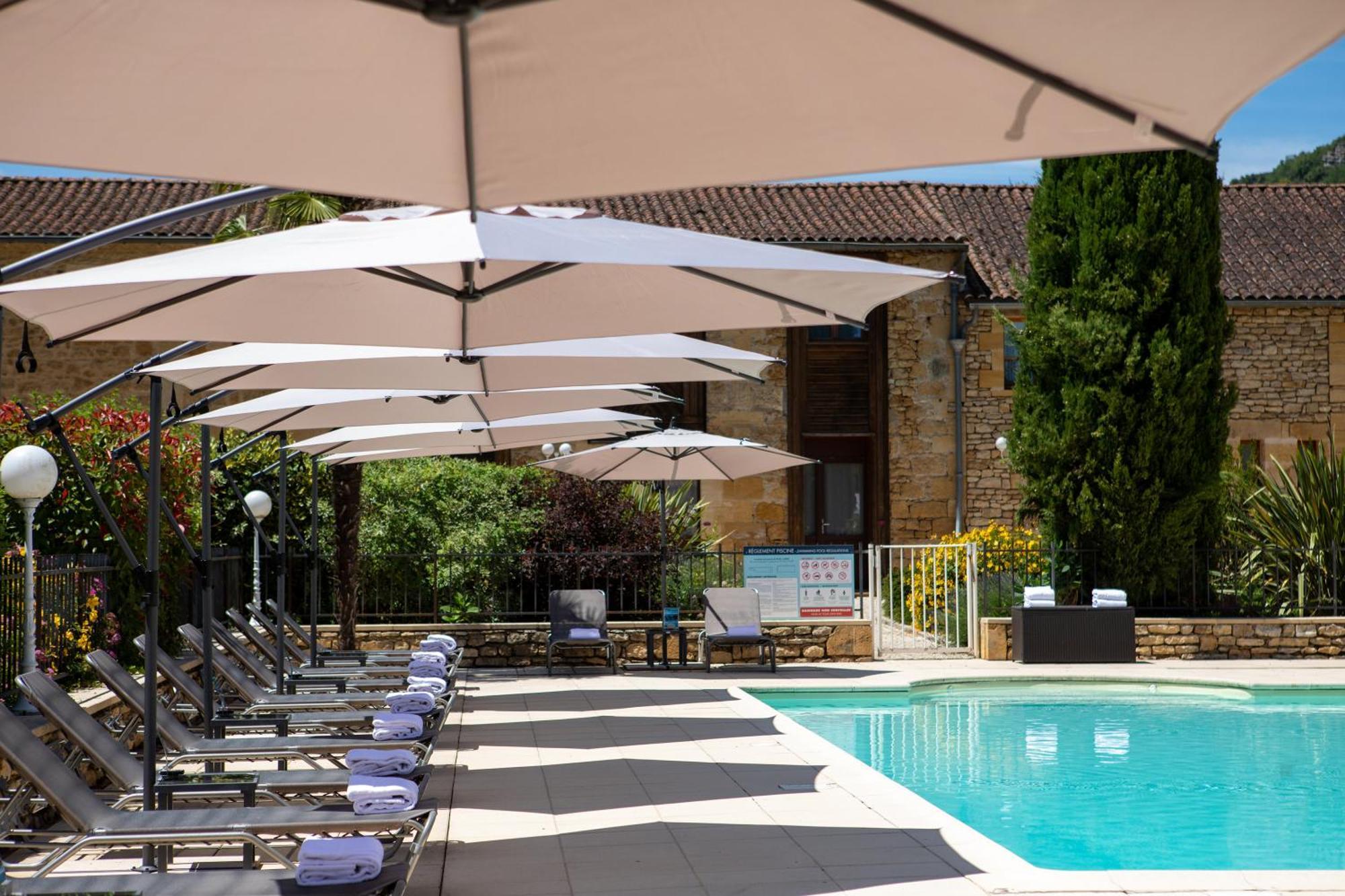 Domaine De Monrecour - Hotel & Restaurant - Proche De Sarlat Saint-Vincent-de-Cosse Esterno foto