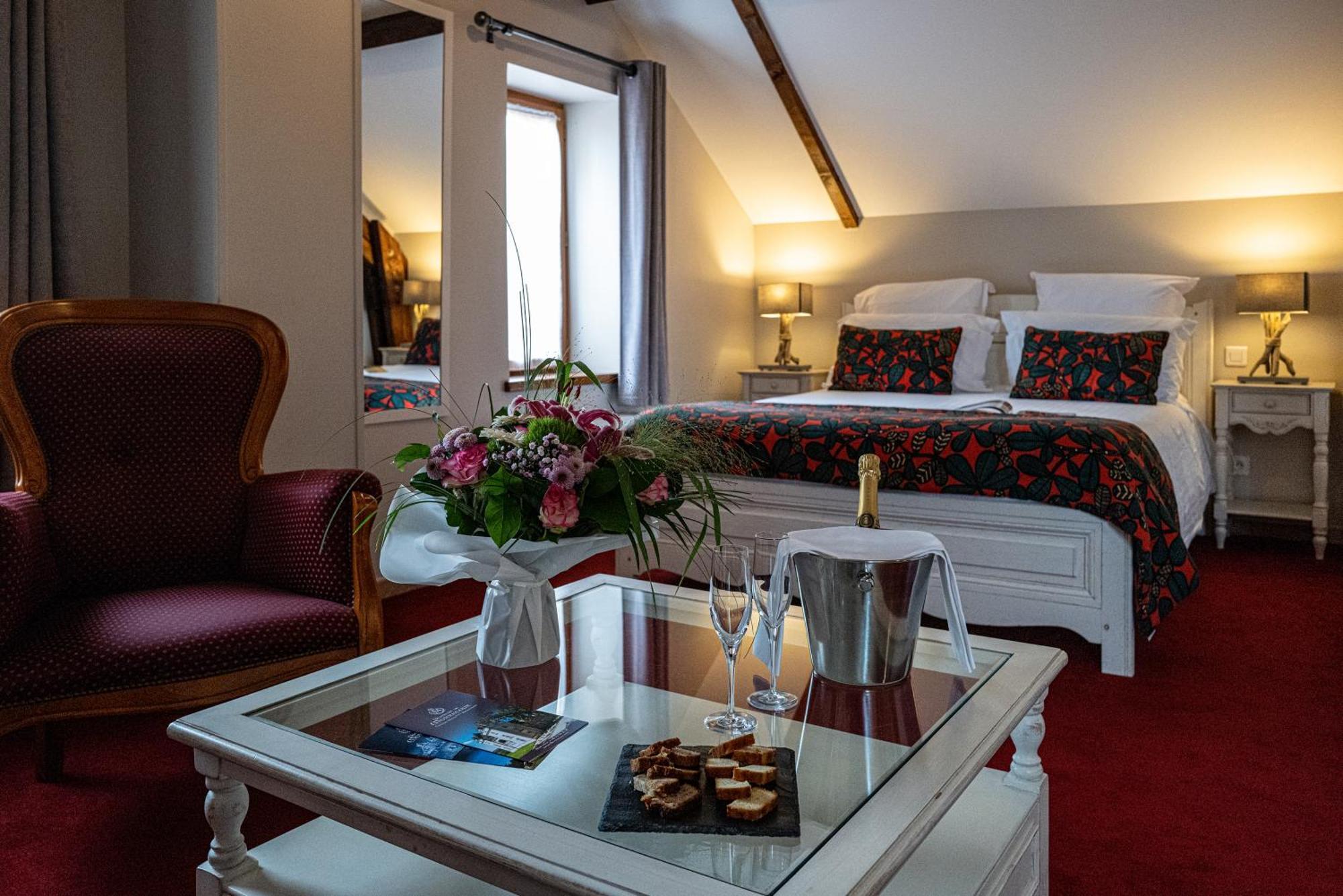Domaine De Monrecour - Hotel & Restaurant - Proche De Sarlat Saint-Vincent-de-Cosse Esterno foto