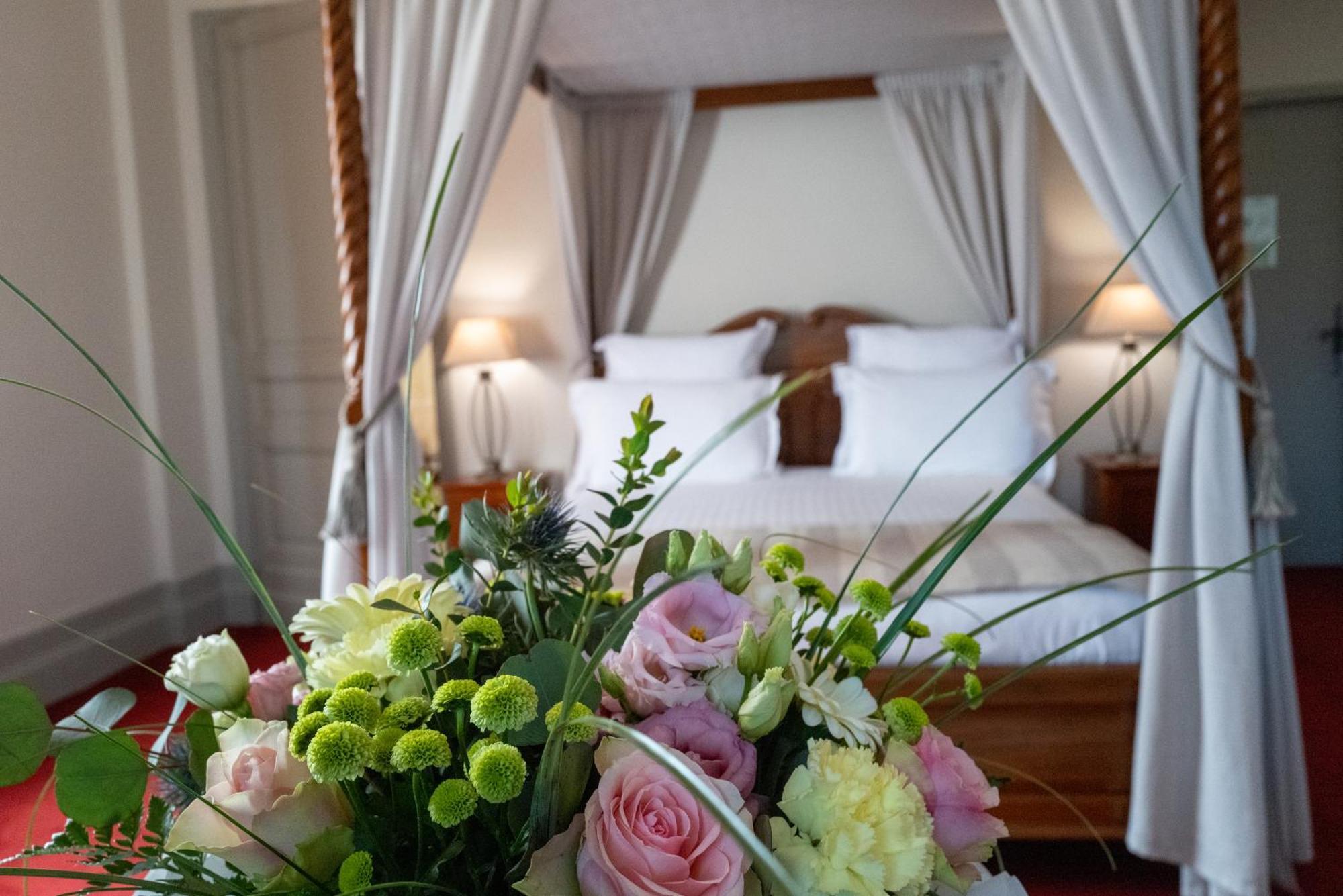 Domaine De Monrecour - Hotel & Restaurant - Proche De Sarlat Saint-Vincent-de-Cosse Esterno foto