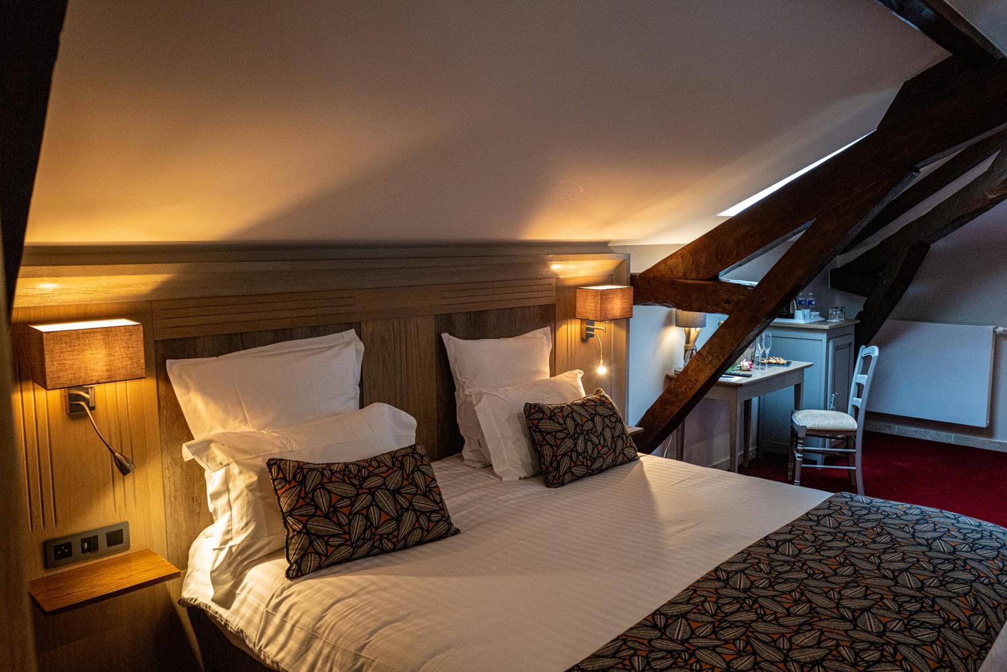 Domaine De Monrecour - Hotel & Restaurant - Proche De Sarlat Saint-Vincent-de-Cosse Esterno foto